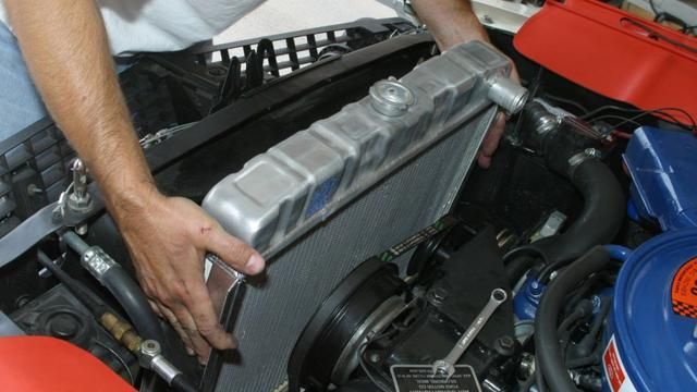 Jangan Sampai Mobil Kamu Cepat Panas/Overheat, Ketahui 7 Penyebabnya!