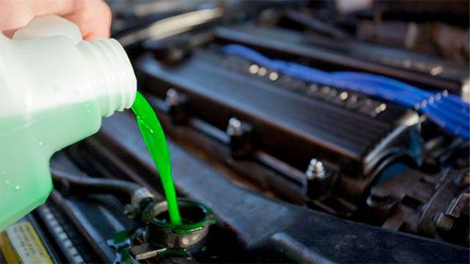 Kapan Waktu yang Tepat untuk Melakukan Coolant Radiator Mobil?